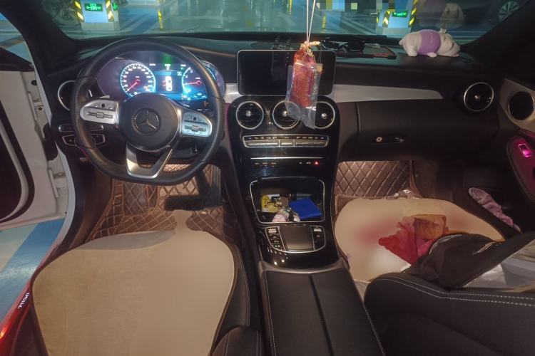 Used Mercedes-Benz C-Class 2020 Restyled C 260 Sport Edition Center Console