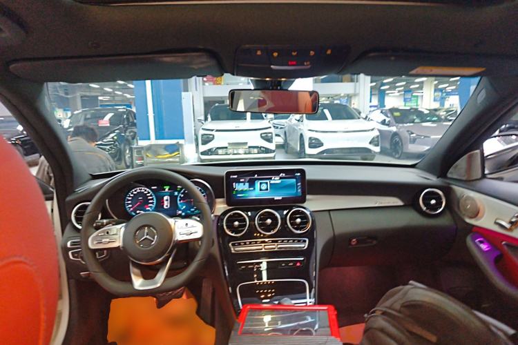 Used Mercedes-Benz C-Class 2020 Restyled C 260 Sport Edition Center Console