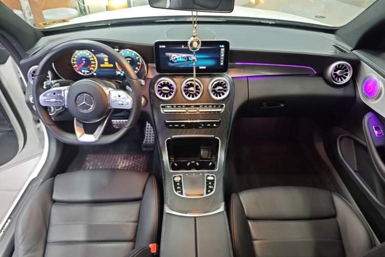 Used Mercedes-Benz C-Class 2020 C 200 Coupe Center Console