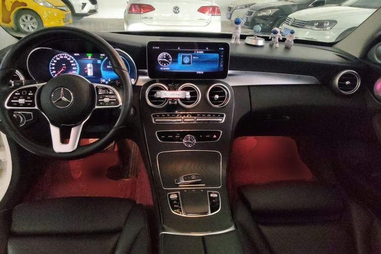 Used Mercedes-Benz C-Class 2020 C 260 Estate Center Console