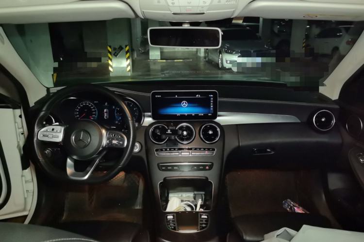 Used Mercedes-Benz C-Class 2020 C 200 L Fashion Edition Sport Version Center Console