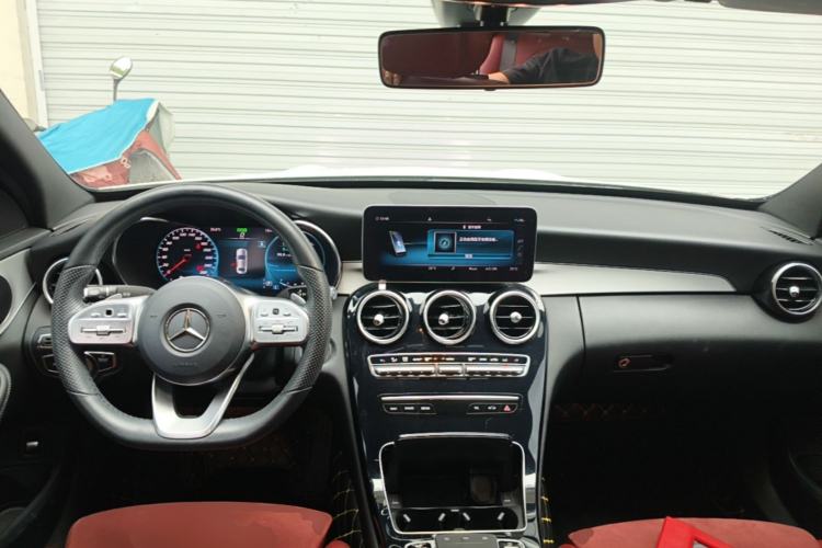 Used Mercedes-Benz C-Class 2020 C 260 Sport Edition Center Console