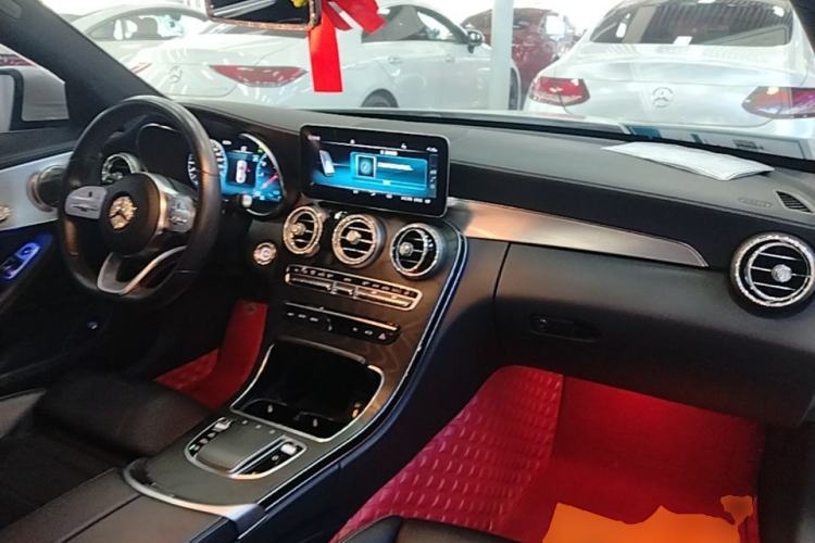 Used Mercedes-Benz C-Class 2020 C 260 Coupe Center Console