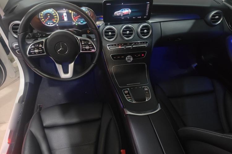 Used Mercedes-Benz C-Class 2020 Facelifted C 260 Estate Center Console
