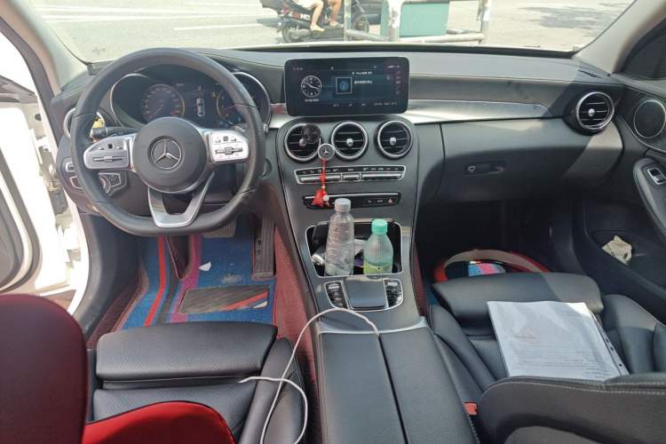 Used Mercedes-Benz C-Class 2020 C 200 L Fashion Edition Sport Version Center Console