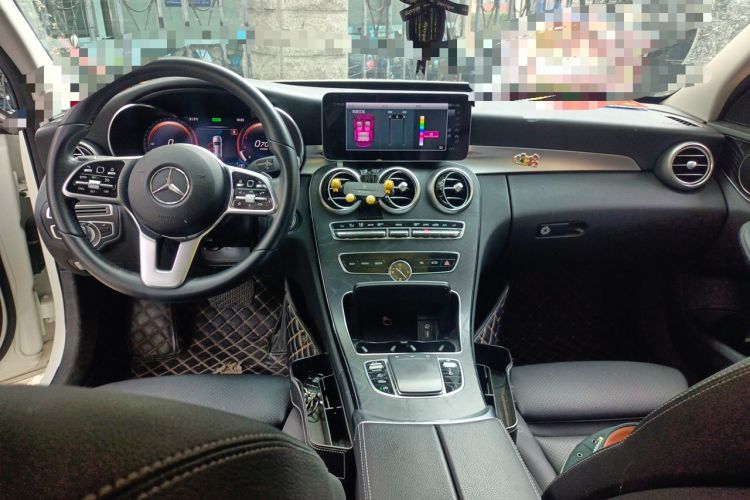 Used Mercedes-Benz C-Class 2020 Facelifted C 260 Estate Center Console