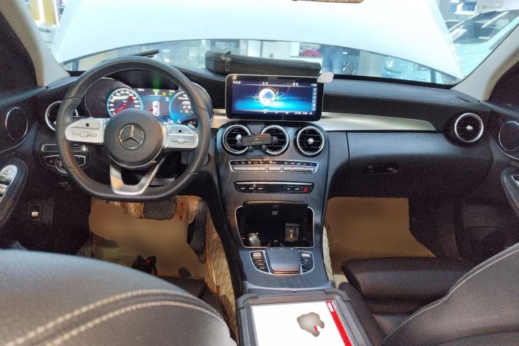 Used Mercedes-Benz C-Class 2020 C 260 L Sport Edition Center Console