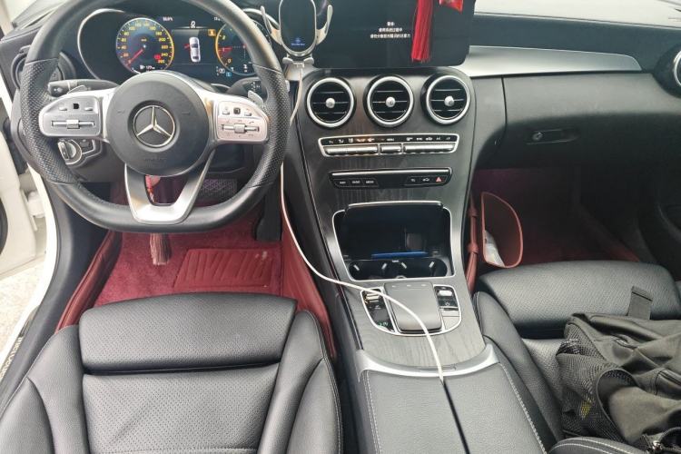 Used Mercedes-Benz C-Class 2020 Restyled C 200 L Fashion Edition Sport Version Center Console