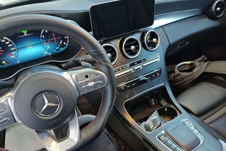 Used Mercedes-Benz C-Class 2020 C 260 L Sport Edition Center Console
