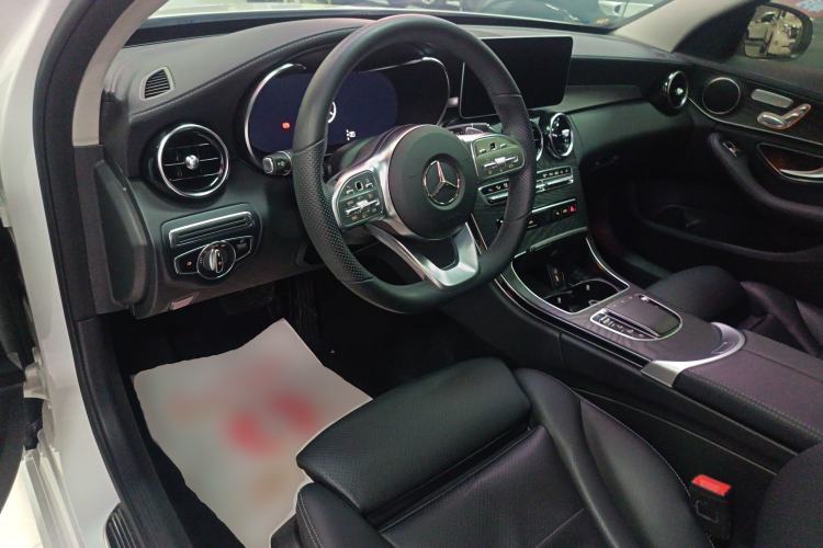 Used Mercedes-Benz C-Class 2020 C 260 L Sport Edition Center Console