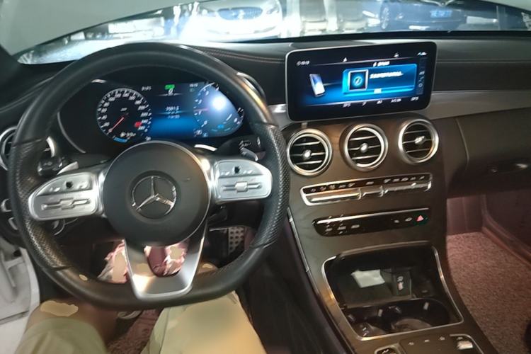 Used Mercedes-Benz C-Class 2020 C 260 Coupe Center Console