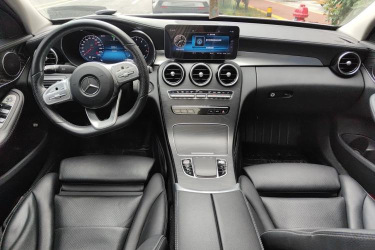 Used Mercedes-Benz C-Class 2020 C 260 L Sport Edition Center Console