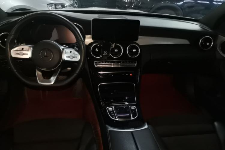Used Mercedes-Benz C-Class 2020 Restyled C 260 Sport Edition Center Console