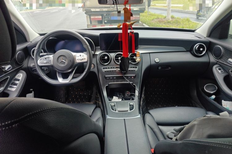 Used Mercedes-Benz C-Class 2020 Restyled C 200 L Fashion Edition Sport Version Center Console