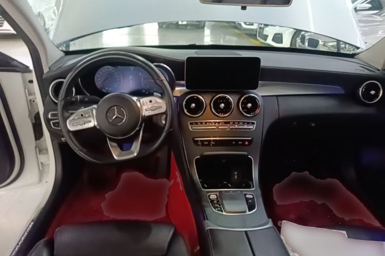 Used Mercedes-Benz C-Class 2020 C 260 L Sport Edition Center Console