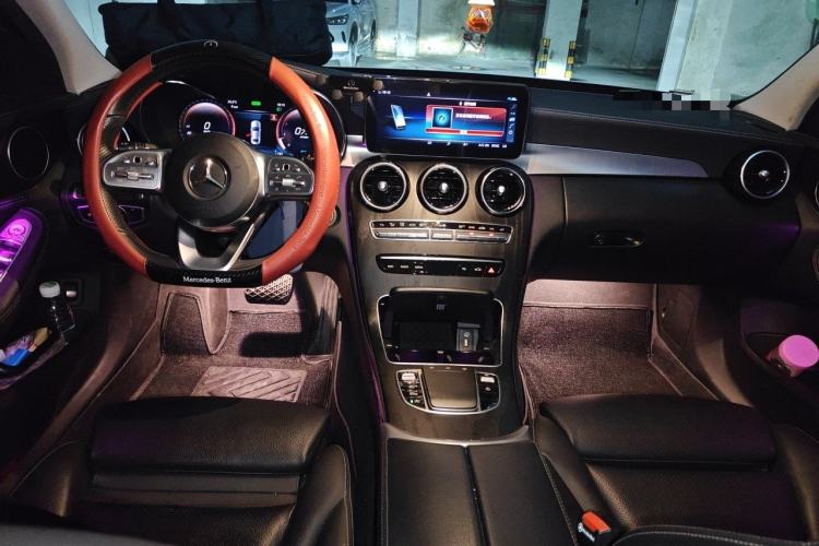 Used Mercedes-Benz C-Class 2020 Restyled C 260 L Sport Edition Center Console