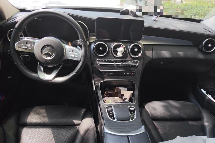 Used Mercedes-Benz C-Class 2020 C 200 L Fashion Edition Sport Version Center Console