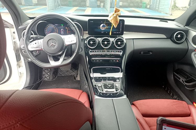 Used Mercedes-Benz C-Class 2020 C 260 Sport Edition Center Console