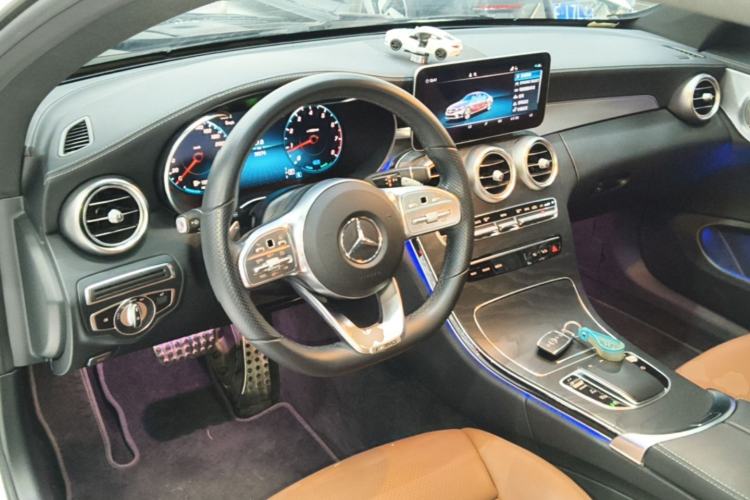 Used Mercedes-Benz C-Class 2020 C 260 Coupe Center Console
