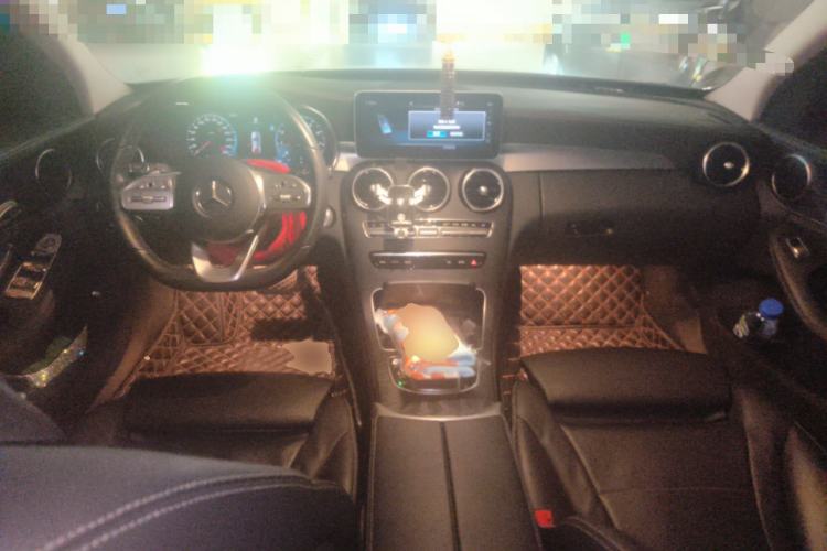 Used Mercedes-Benz C-Class 2020 C 200 L Fashion Edition Sport Version Center Console