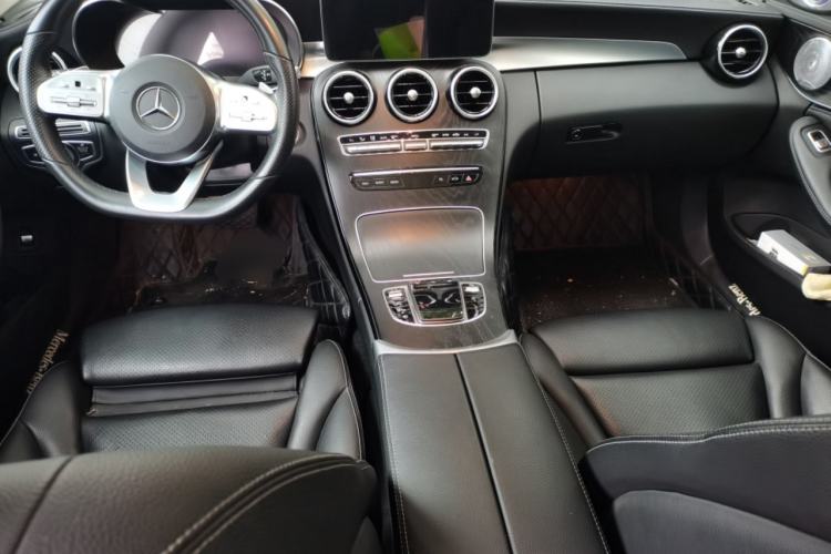 Used Mercedes-Benz C-Class 2020 C 260 L Sport Edition Center Console