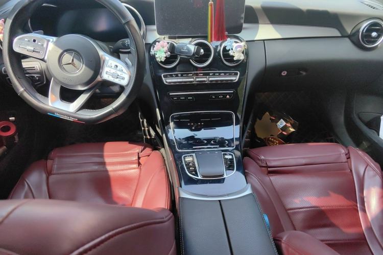 Used Mercedes-Benz C-Class 2020 Restyled C 260 Sport Edition Center Console