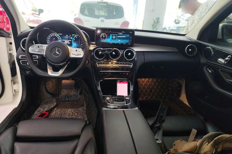 Used Mercedes-Benz C-Class 2020 Restyled C 200 L Fashion Edition Sport Version Center Console