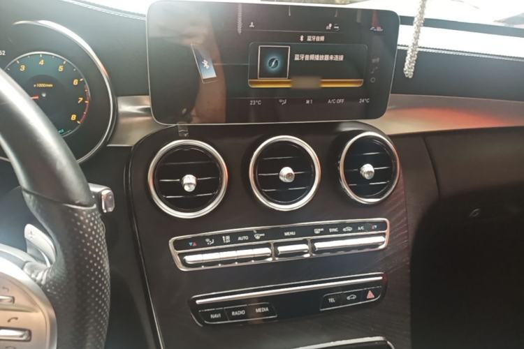 Used Mercedes-Benz C-Class 2020 C 260 L Sport Edition Center Console