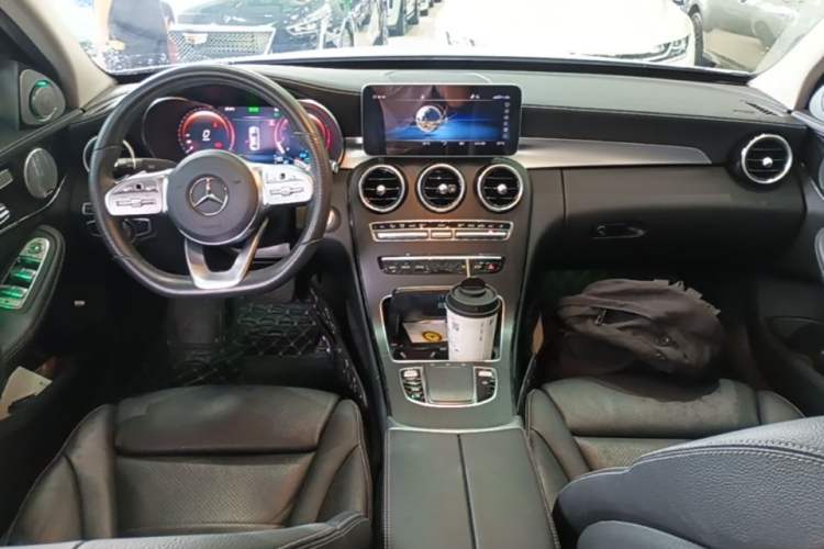 Used Mercedes-Benz C-Class 2020 C 260 L Sport Edition Center Console