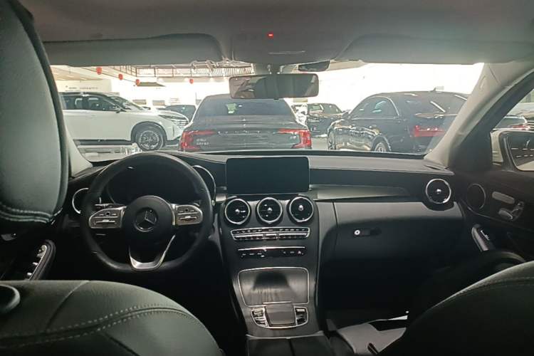 Used Mercedes-Benz C-Class 2020 Restyled C 260 L Sport Edition Center Console