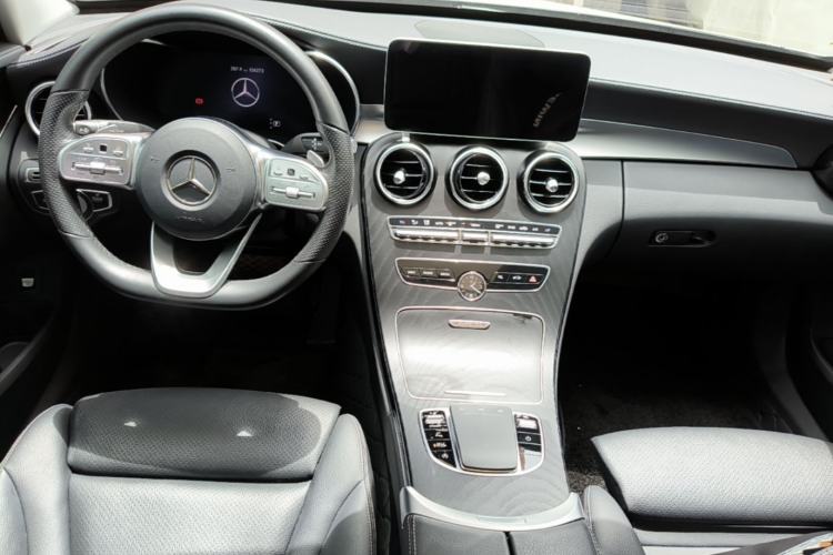 Used Mercedes-Benz C-Class 2020 Restyled C 260 L Sport Edition Center Console