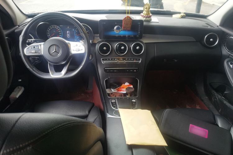 Used Mercedes-Benz C-Class 2020 C 200 L Fashion Edition Sport Version Center Console