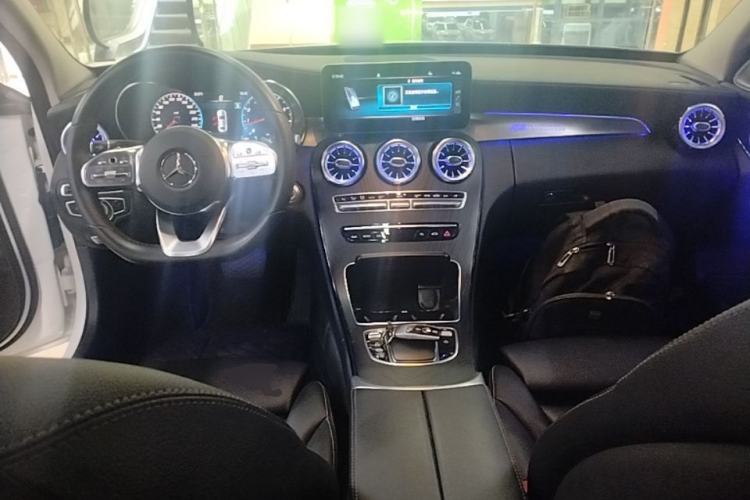 Used Mercedes-Benz C-Class 2020 Restyled C 200 L Fashion Edition Sport Version Center Console
