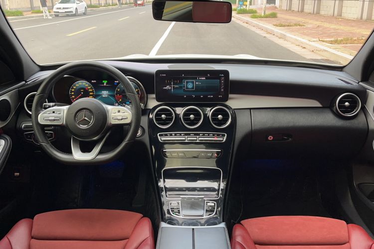 Used Mercedes-Benz C-Class 2020 C 260 Sport Edition Center Console