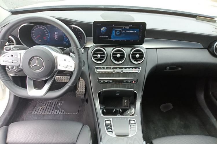 Used Mercedes-Benz C-Class 2020 Restyled C 260 L Sport Edition Center Console