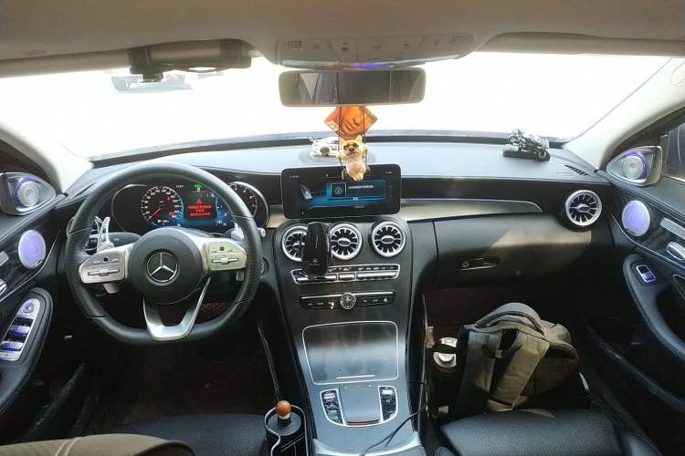 Used Mercedes-Benz C-Class 2020 Restyled C 260 L Sport Edition Center Console