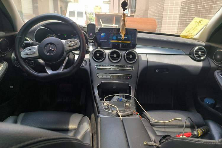 Used Mercedes-Benz C-Class 2020 C 260 L Sport Edition Center Console