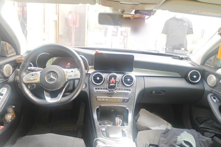 Used Mercedes-Benz C-Class 2020 C 260 L Sport Edition Center Console