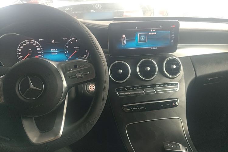 Used Mercedes-Benz C-Class 2020 C 260 L Sport Edition Center Console