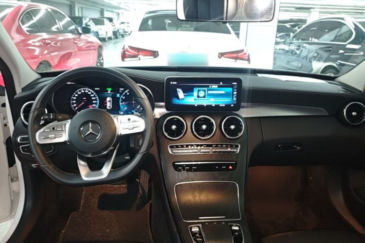 Used Mercedes-Benz C-Class 2020 Restyled C 260 L Sport Edition Center Console