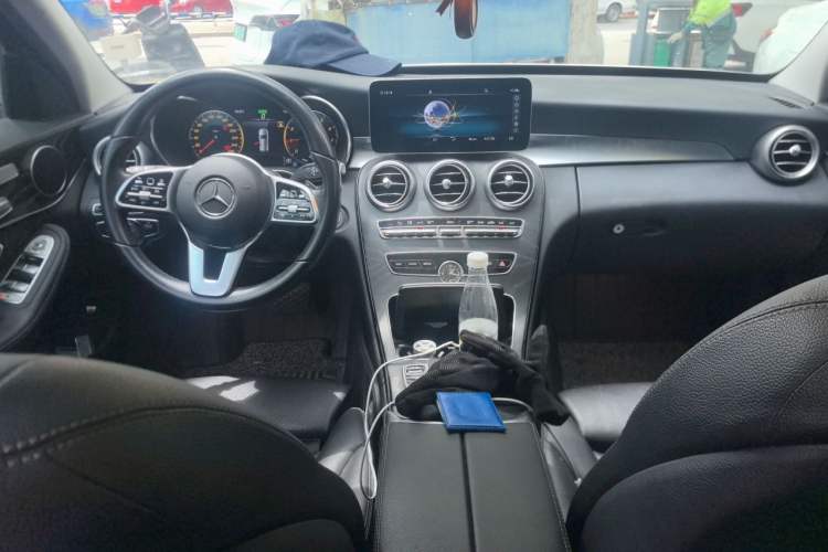 Used Mercedes-Benz C-Class 2020 C 260 Estate Center Console