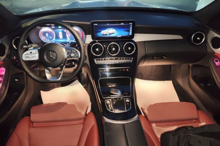 Used Mercedes-Benz C-Class 2020 Restyled C 260 Sport Edition Center Console