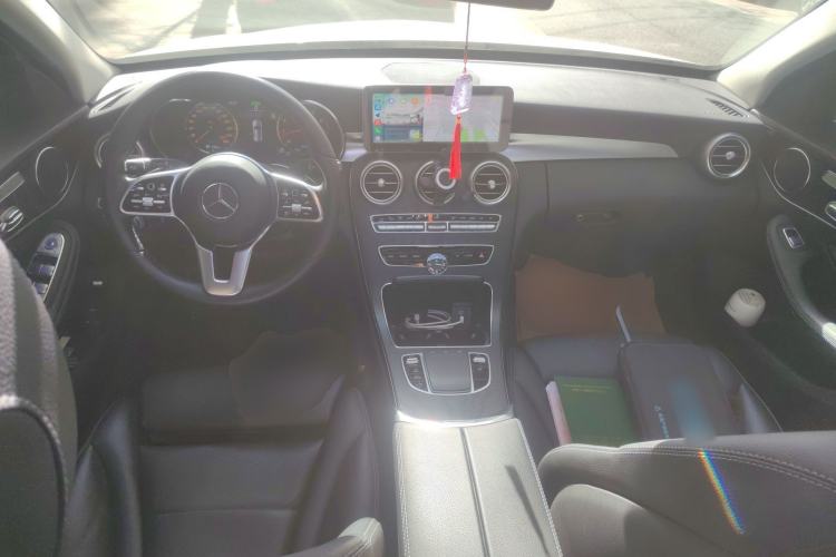 Used Mercedes-Benz C-Class 2020 Facelifted C 260 Estate Center Console