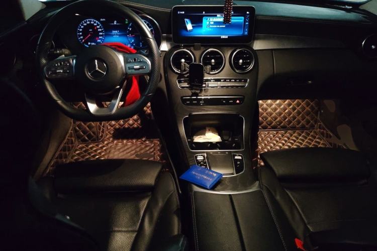 Used Mercedes-Benz C-Class 2020 C 200 L Fashion Edition Sport Version Center Console