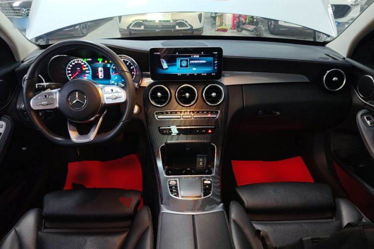 Used Mercedes-Benz C-Class 2020 C 260 L Sport Edition Center Console