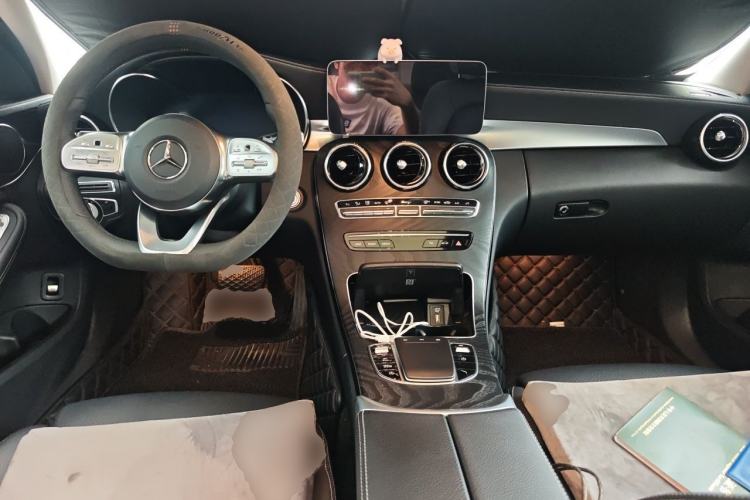 Used Mercedes-Benz C-Class 2020 Restyled C 260 L Sport Edition Center Console