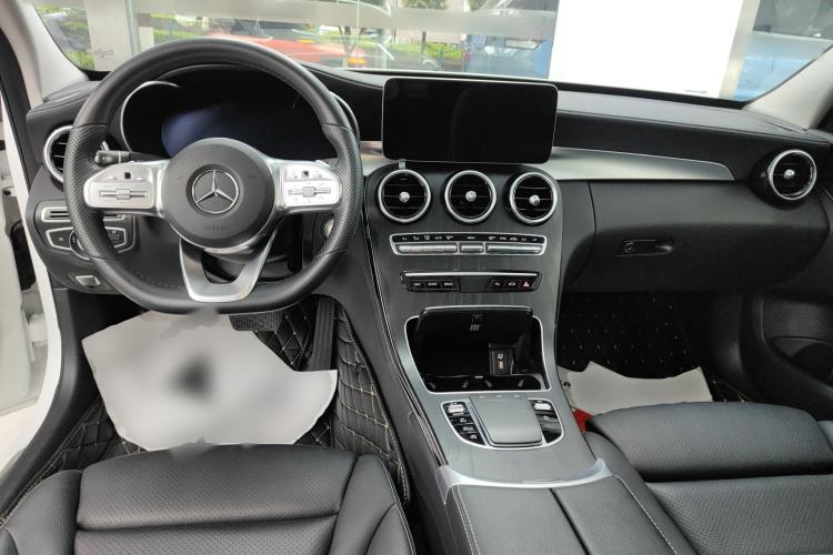 Used Mercedes-Benz C-Class 2020 Restyled C 260 L Sport Edition Center Console