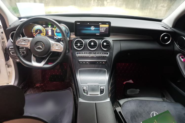 Used Mercedes-Benz C-Class 2020 Restyled C 260 L Sport Edition Center Console