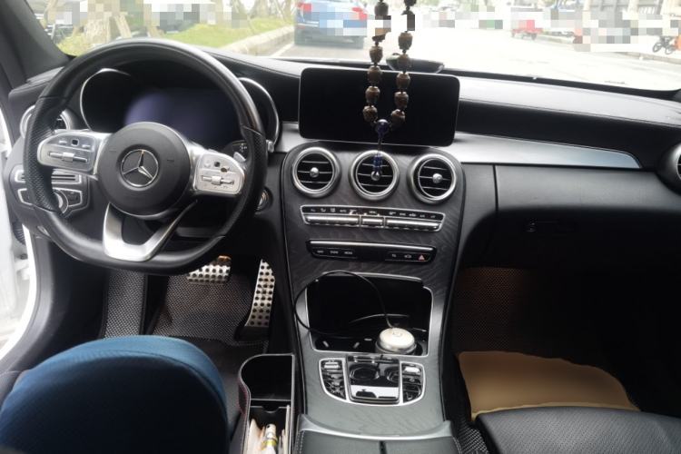 Used Mercedes-Benz C-Class 2020 C 260 Coupe Center Console