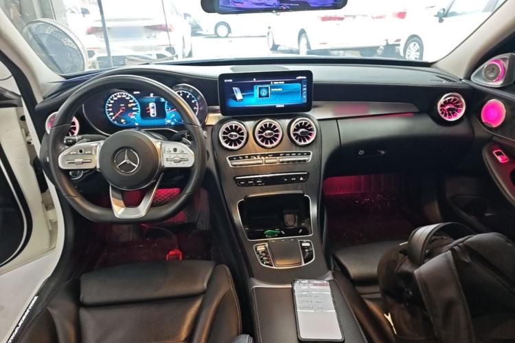 Used Mercedes-Benz C-Class 2020 Restyled C 200 L Fashion Edition Sport Version Center Console